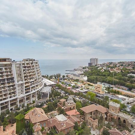Gagarin Plaza Luxury Sea View Apartments Odessa Dış mekan fotoğraf