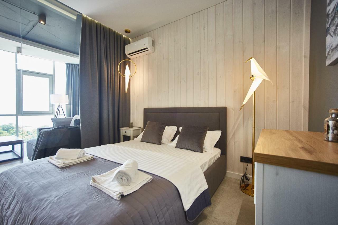 Gagarin Plaza Luxury Sea View Apartments Odessa Dış mekan fotoğraf