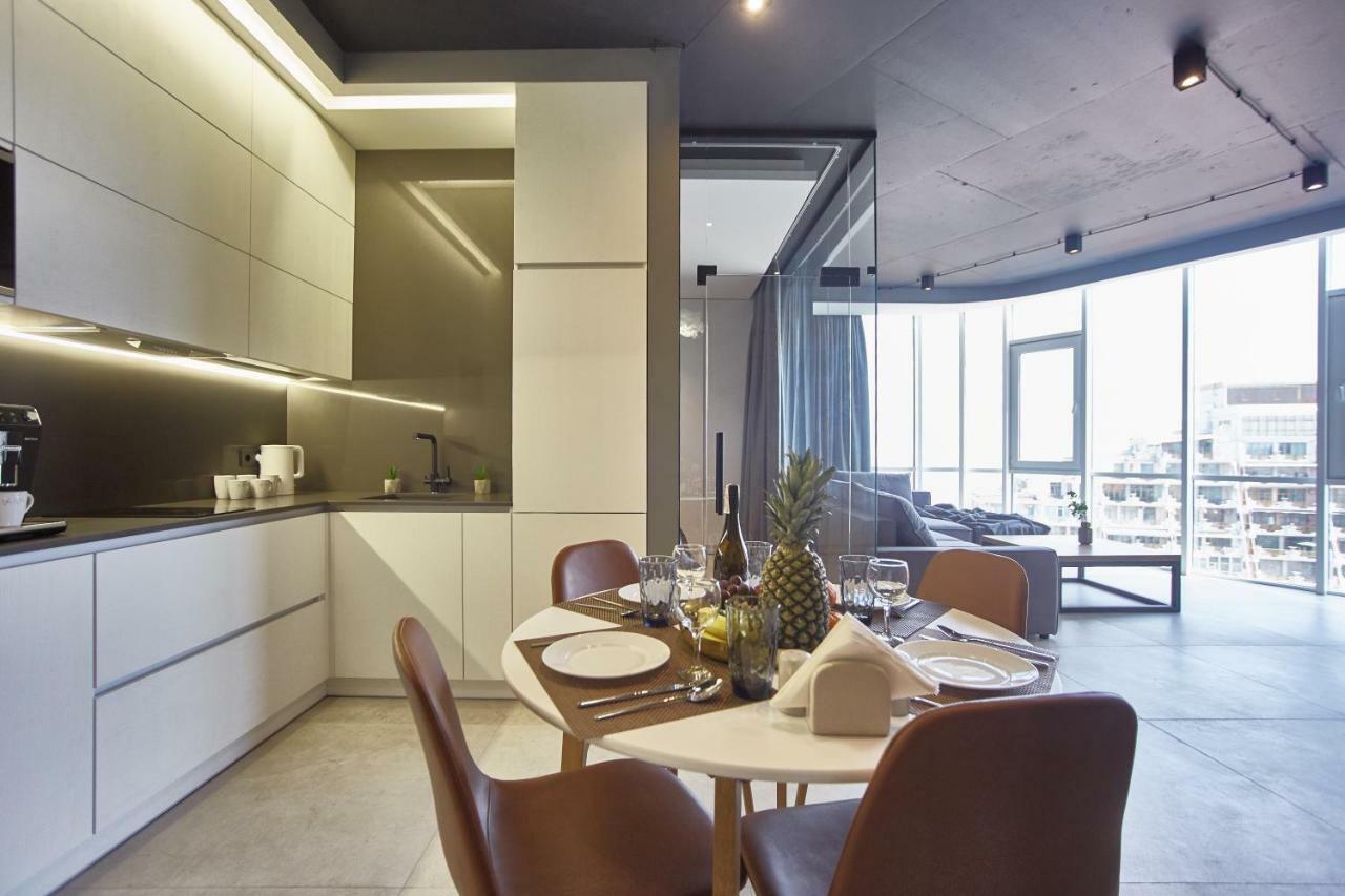 Gagarin Plaza Luxury Sea View Apartments Odessa Dış mekan fotoğraf