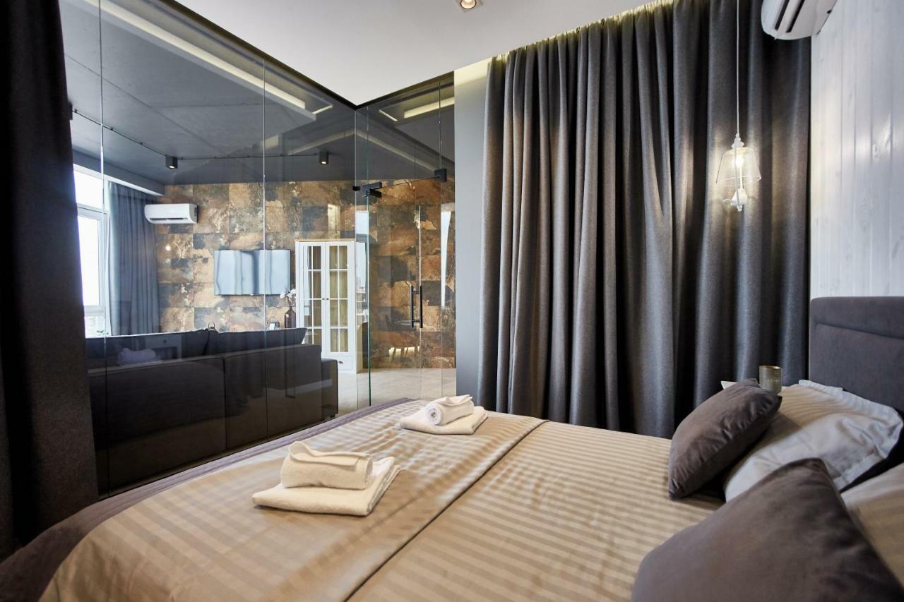 Gagarin Plaza Luxury Sea View Apartments Odessa Dış mekan fotoğraf