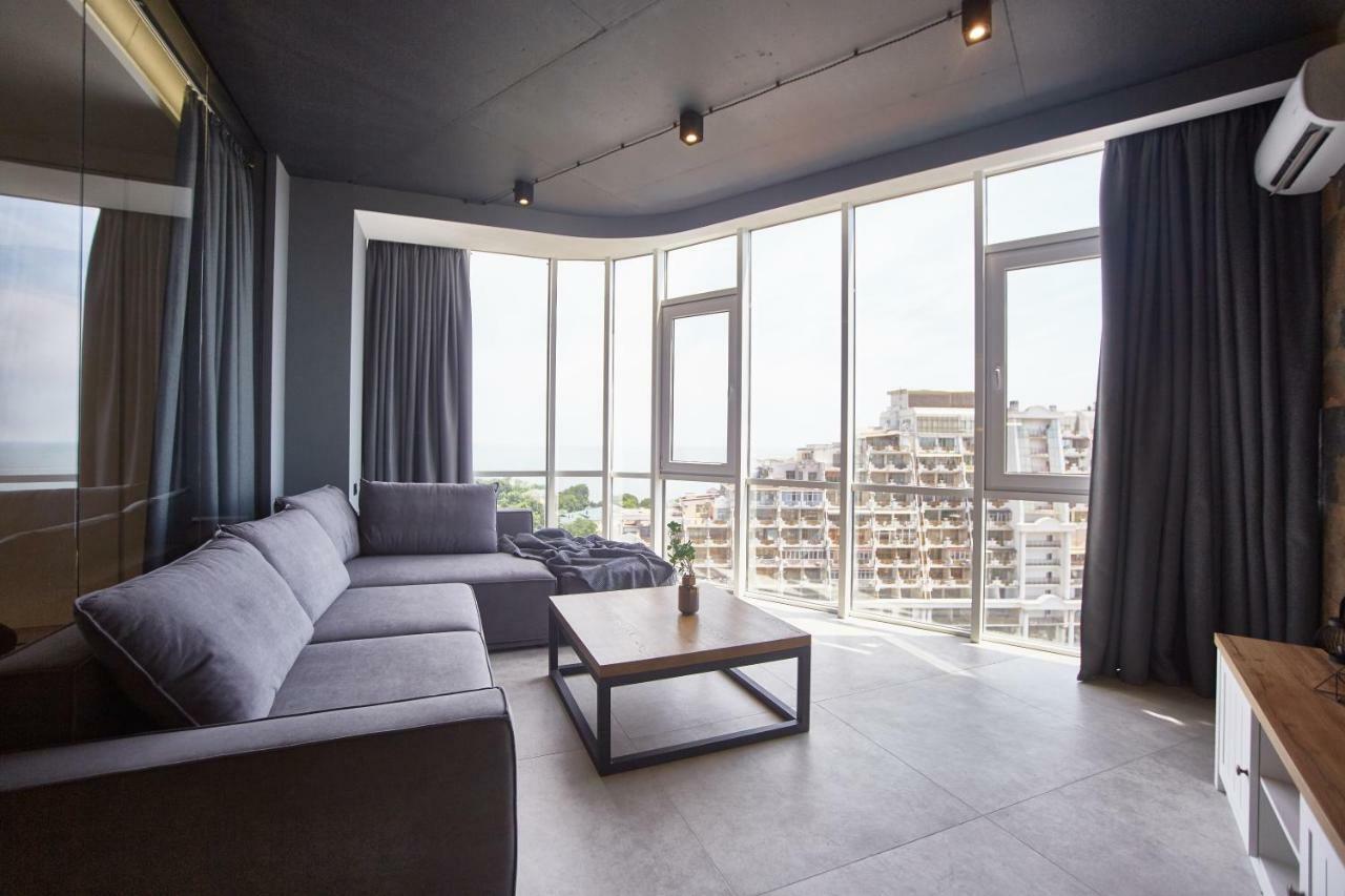 Gagarin Plaza Luxury Sea View Apartments Odessa Dış mekan fotoğraf