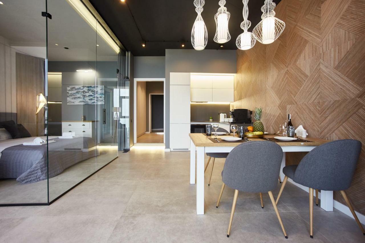 Gagarin Plaza Luxury Sea View Apartments Odessa Dış mekan fotoğraf