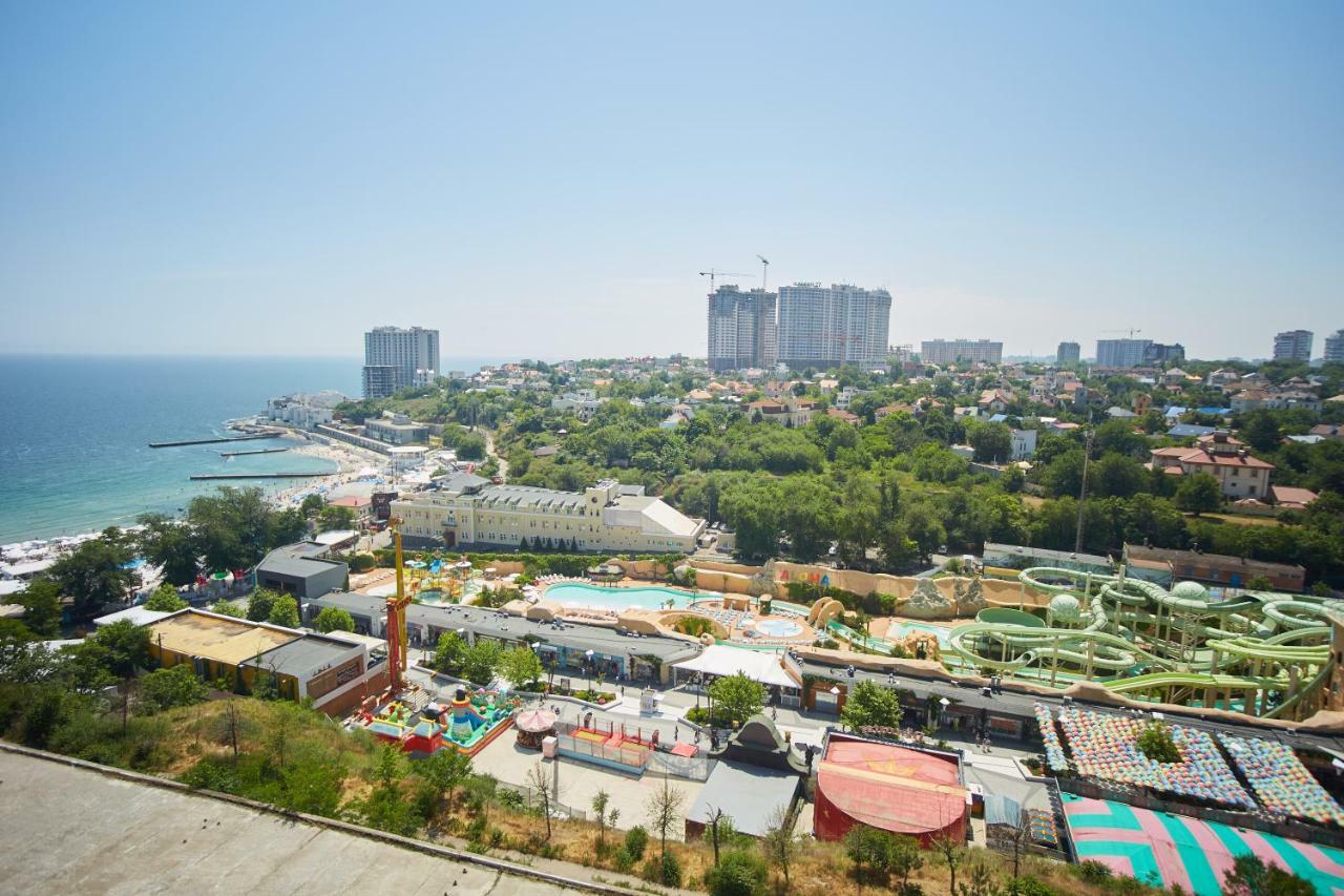 Gagarin Plaza Luxury Sea View Apartments Odessa Dış mekan fotoğraf