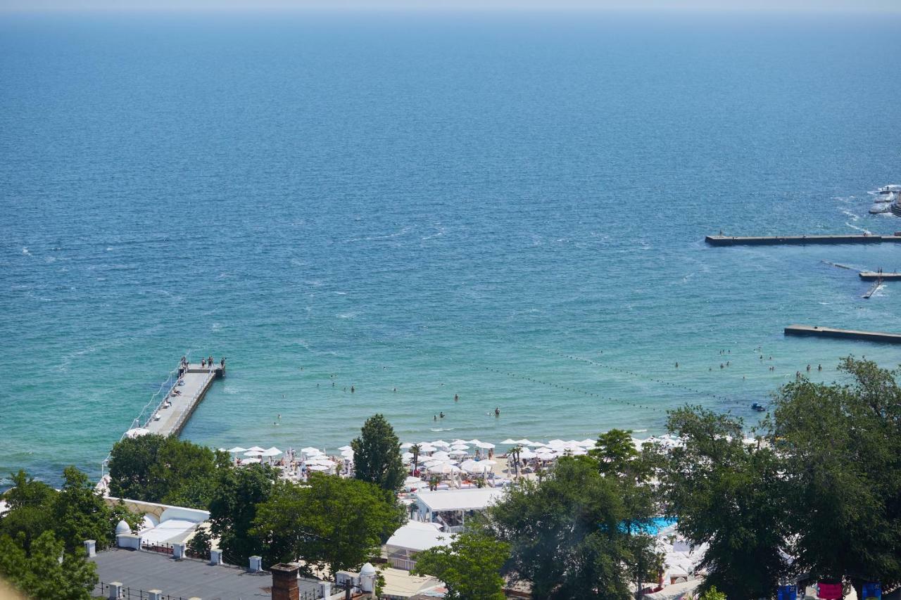 Gagarin Plaza Luxury Sea View Apartments Odessa Dış mekan fotoğraf