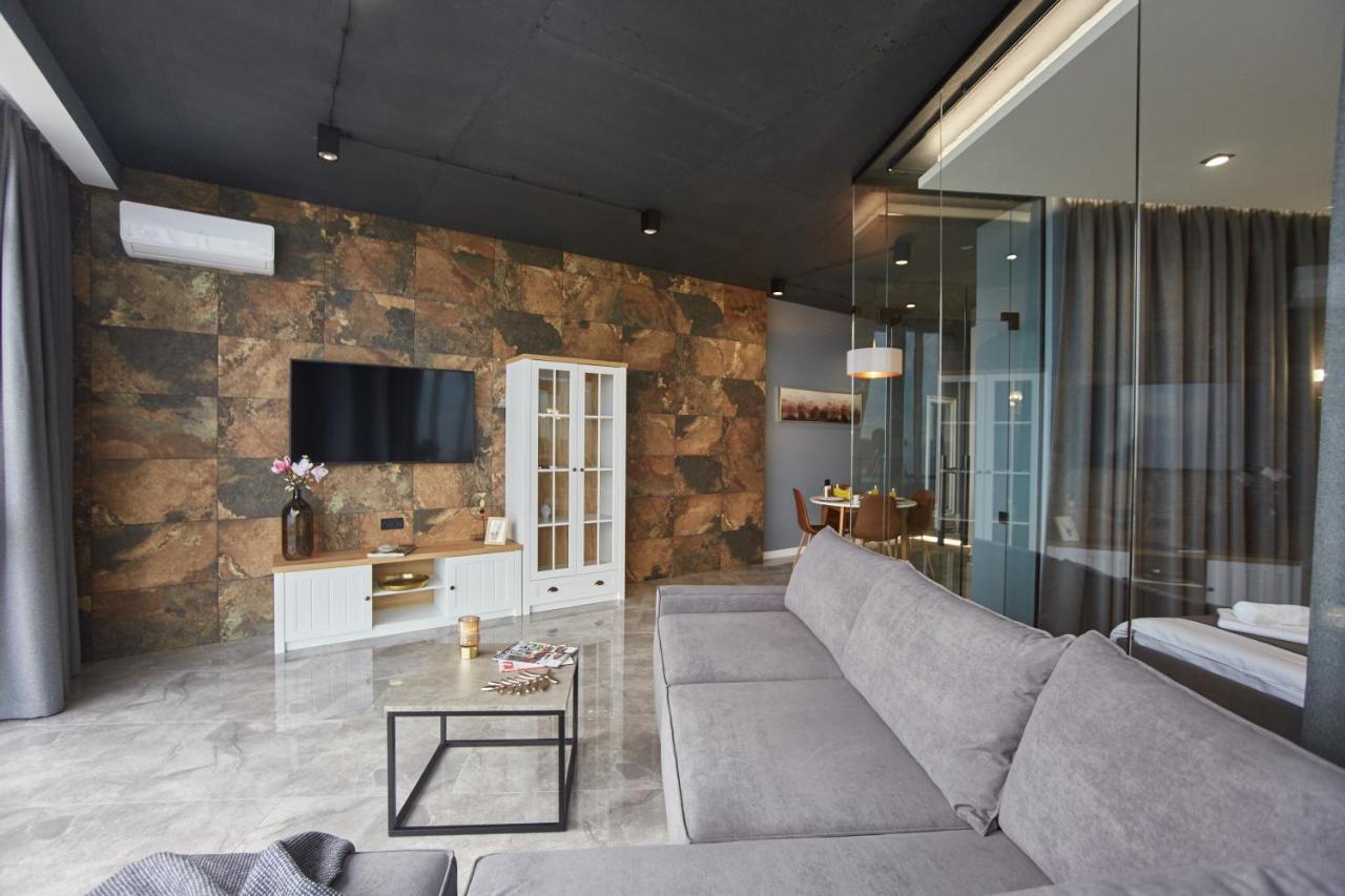 Gagarin Plaza Luxury Sea View Apartments Odessa Dış mekan fotoğraf