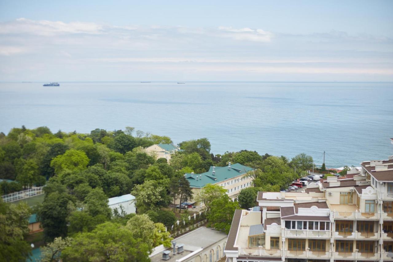 Gagarin Plaza Luxury Sea View Apartments Odessa Dış mekan fotoğraf
